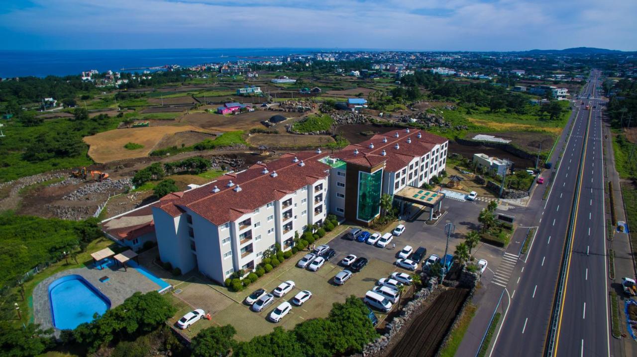 Hi Jeju Hotel Екстериор снимка