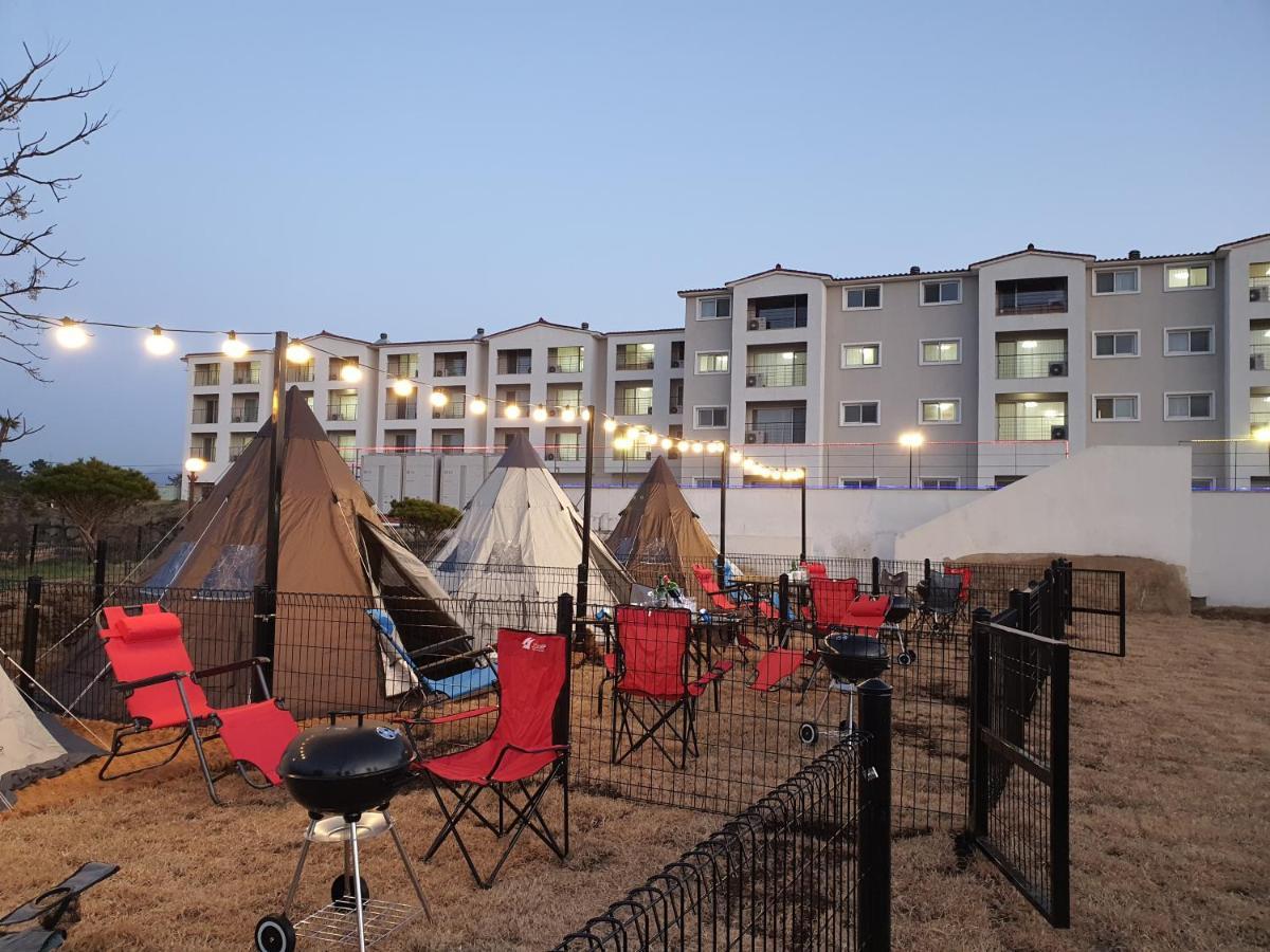 Hi Jeju Hotel Екстериор снимка
