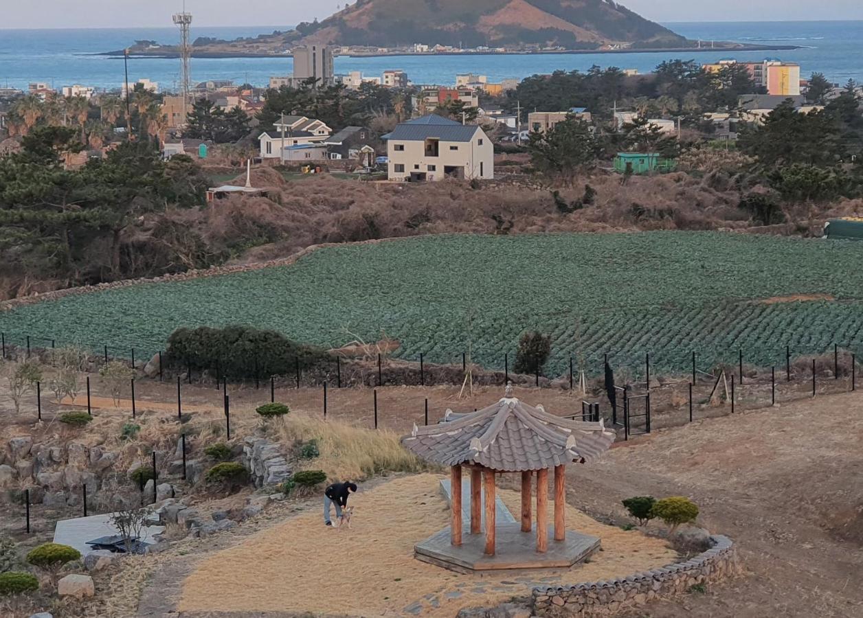 Hi Jeju Hotel Екстериор снимка