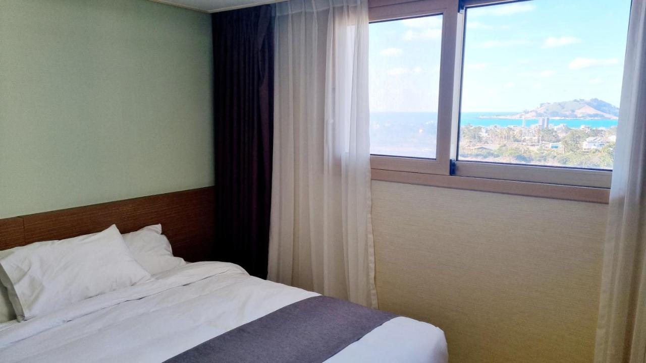 Hi Jeju Hotel Екстериор снимка