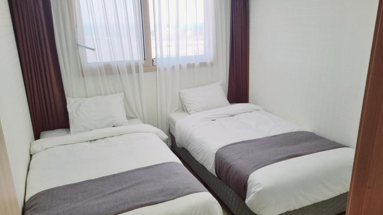 Hi Jeju Hotel Екстериор снимка