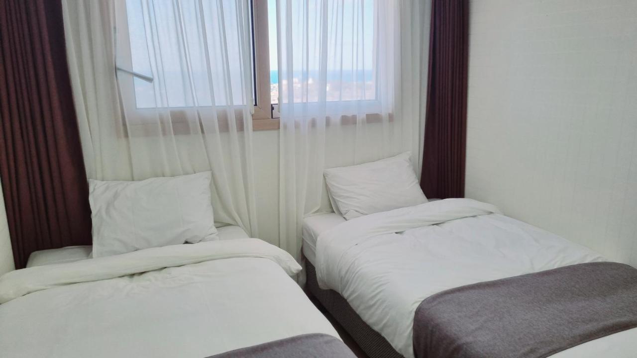 Hi Jeju Hotel Екстериор снимка