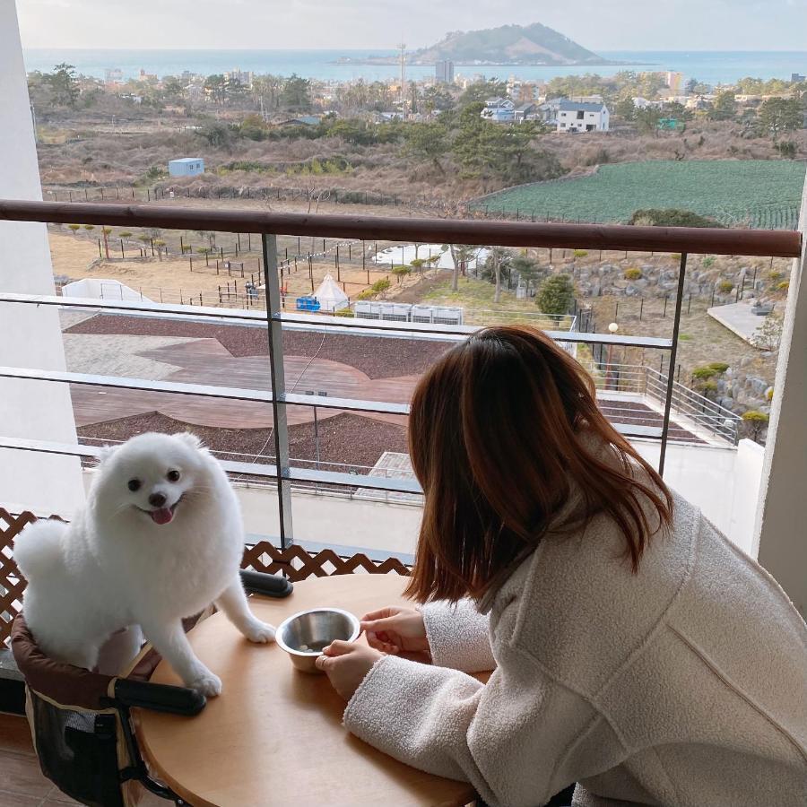 Hi Jeju Hotel Екстериор снимка