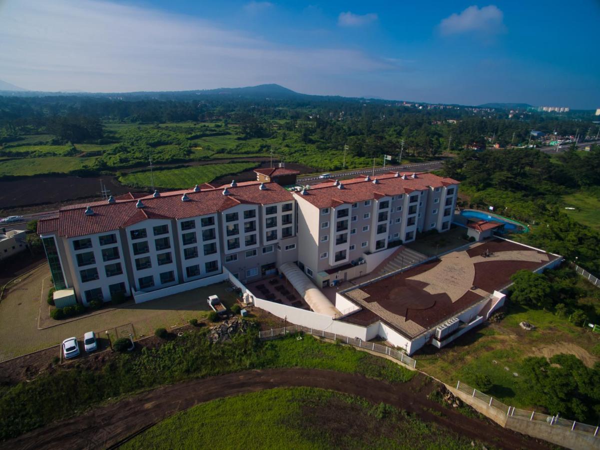 Hi Jeju Hotel Екстериор снимка